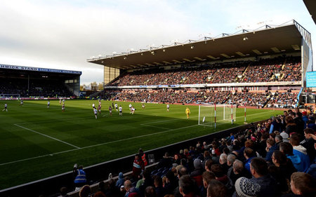 根据地方实 根据地方实